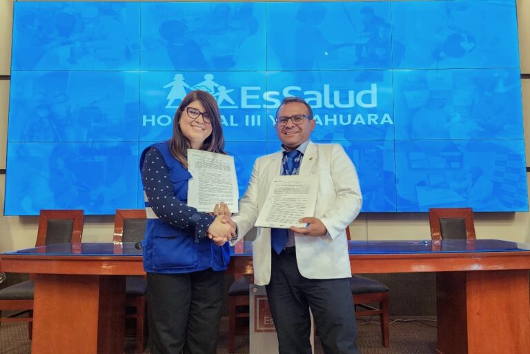 EsSalud Arequipa firma convenio para desembalse de más de 6 mil operaciones quirúrgicas
