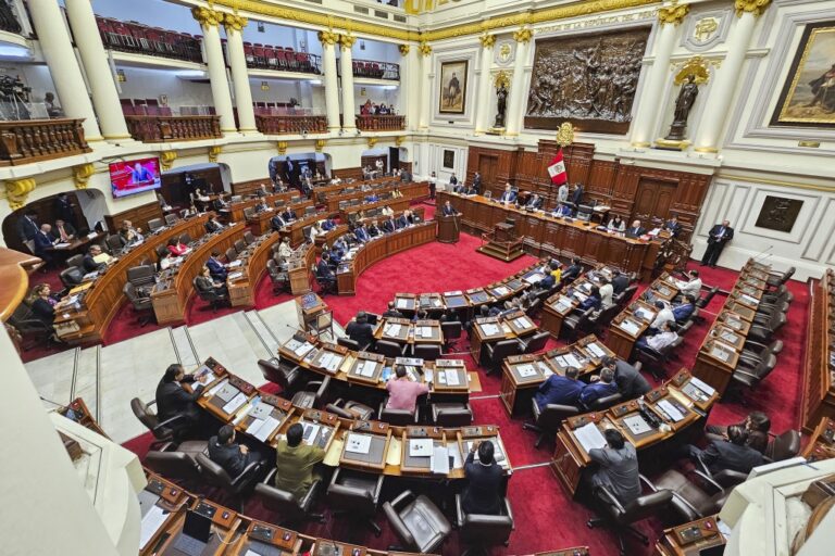 Congreso otorga el voto de confianza al Gabinete Adrianzén