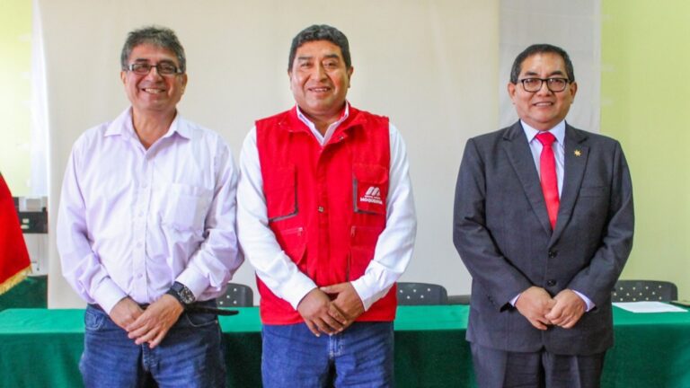 Presentan a nuevos funcionarios de la Dirección Regional de Agricultura