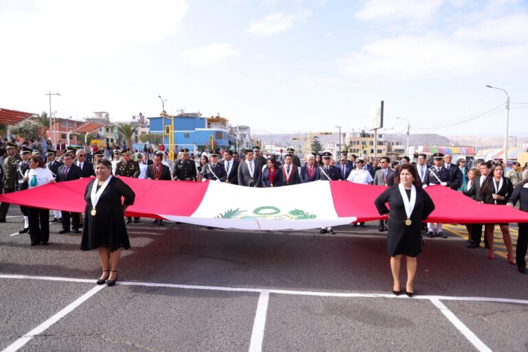 Se llevaron a cabo los actos protocolares con motivo del 54° aniversario del distrito de Pacocha