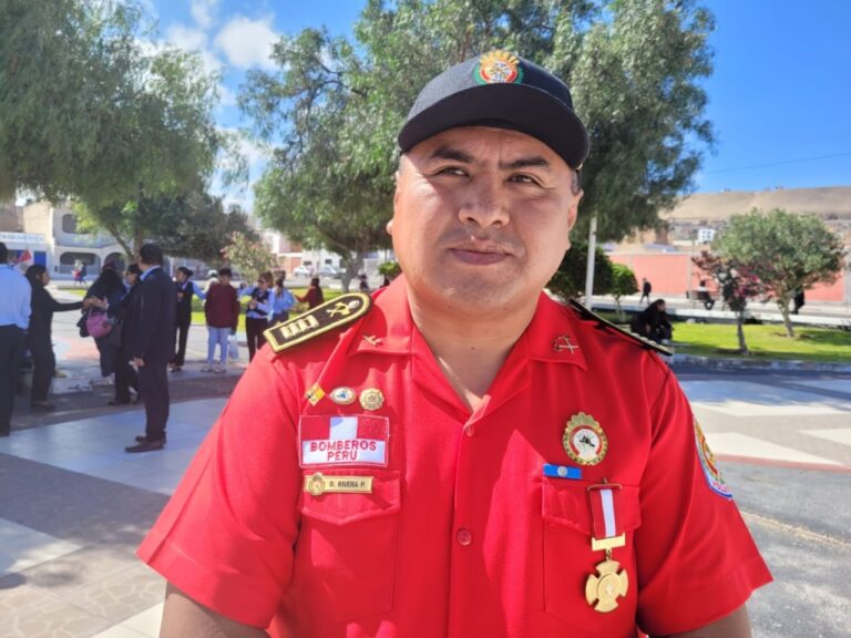 Comandancia Departamental apoya iniciativas para implementar compañías de bomberos en Ilo   
