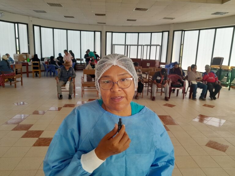 Realizan campaña médica en el Centro Integral del Adulto Mayor de San Antonio