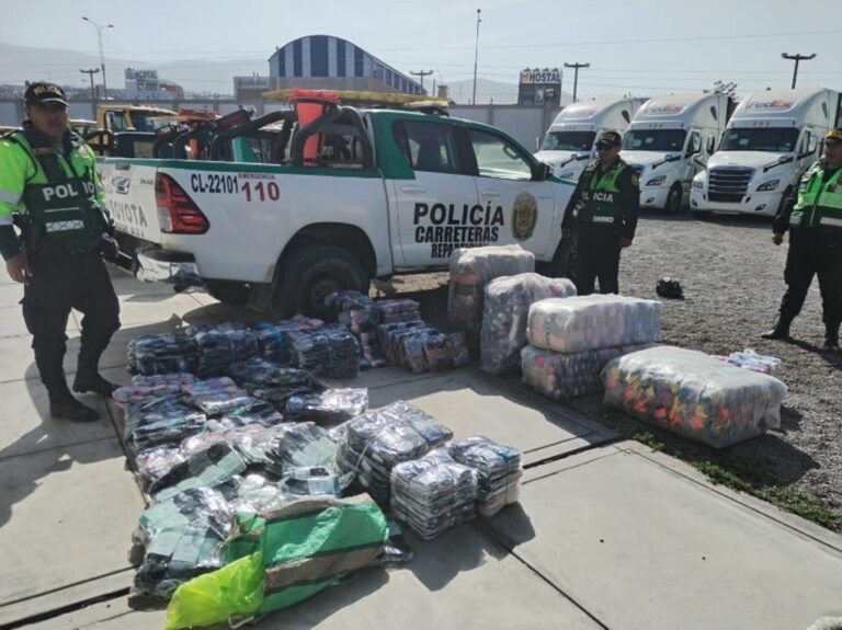 Policía incautó contrabando por 3800 dólares en Mollendo