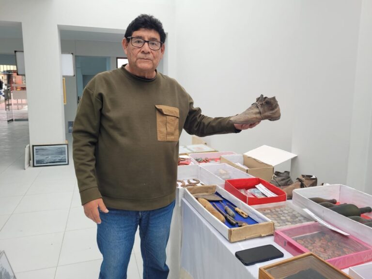 Realizan exhibición fotográfica, ponencia de reliquias y exposición de vestigios antiguos de Ilo 