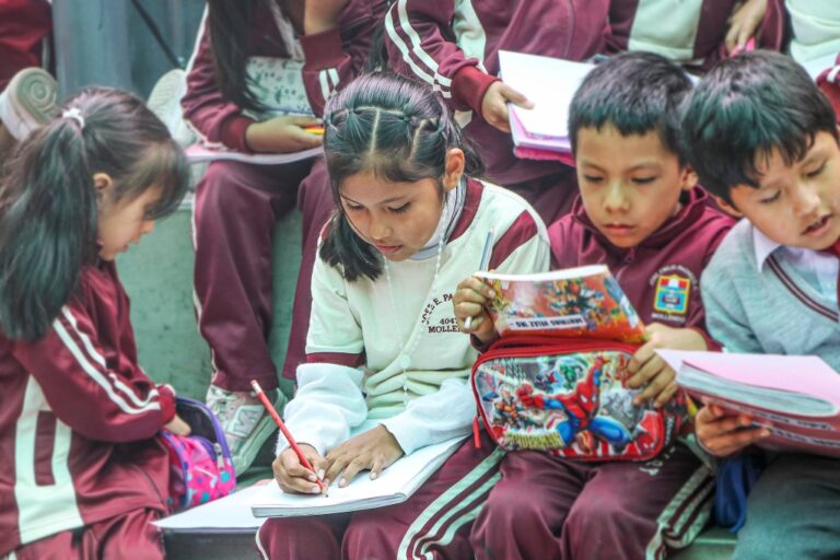 Demuna desarrolla programa “Juguemos” en el colegio Pacheco de Mollendo