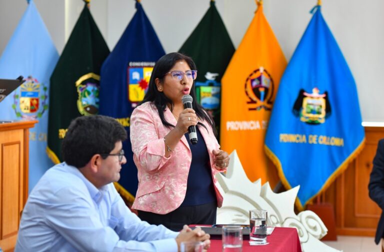 Norma Mamani Coila, primera mujer designada gerente general del Gobierno Regional de Arequipa