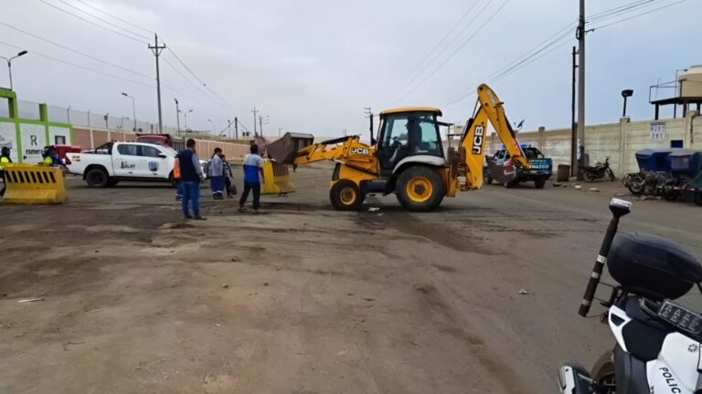 Matarani: PNP y gerencia de transportes realizan operativo en vía Panamericana