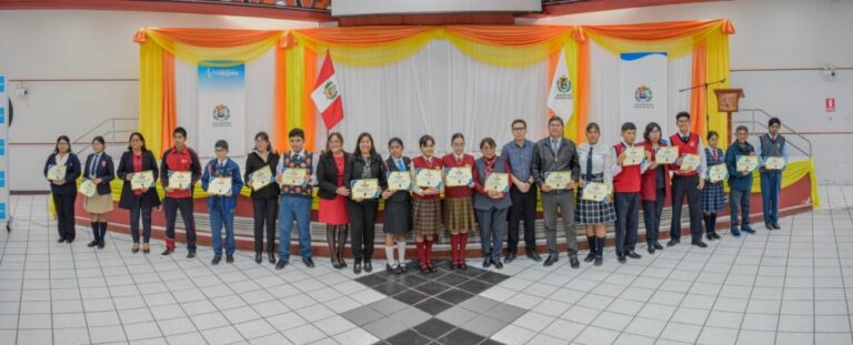 Segundo concurso escolar “Valorando el patrimonio cultural y natural de Ilo”