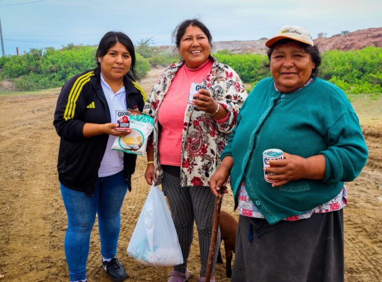 Incorporan nueve beneficiarios del Programa Vaso de Leche de Mejía