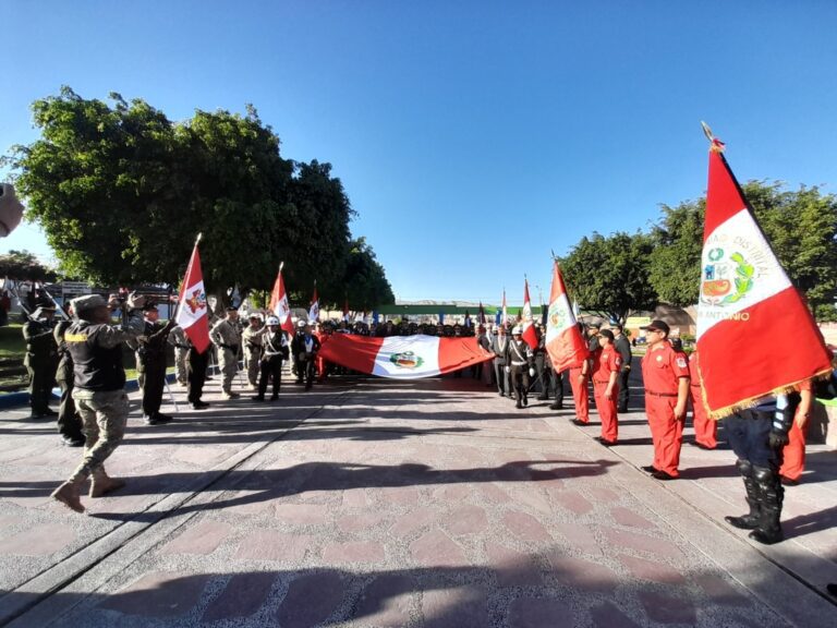 Llevan a cabo ceremonia en honor del 144º aniversario de la Batalla de Arica y el Día de la Bandera