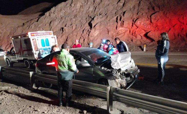 Un herido en choque frontal vehicular en Torata