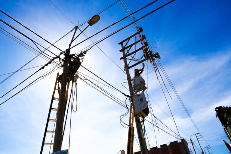 Varios pueblos de Cocachacra se quedarán sin luz este miércoles