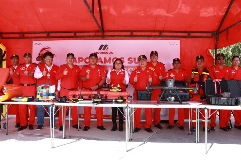 Intendente nacional de Bomberos del Perú apoyará la creación de nueva compañía en Chen Chen
