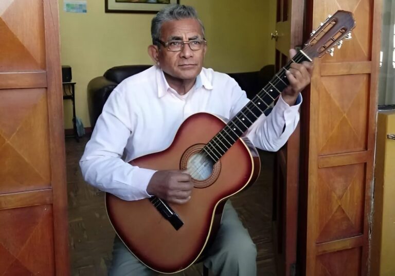 Gran pesar por el fallecimiento del cantante Fredy Corrales