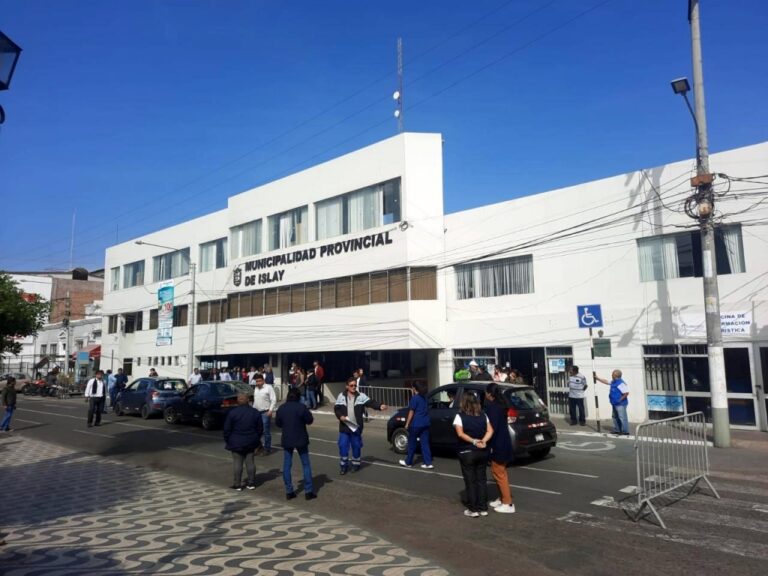 Aprueban planes de trabajo y fiscalización de la Municipalidad Provincial de Islay