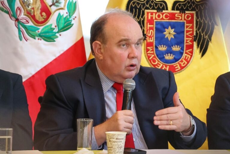 Rafael López Aliaga no descarta postular a la presidencia el 2026