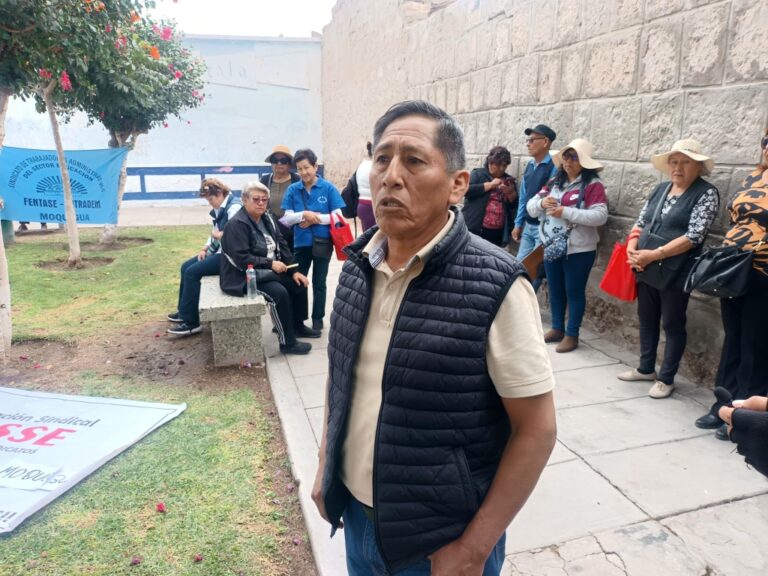 SITRADE acató paro de 48 horas, demandando incremento en el presupuesto
