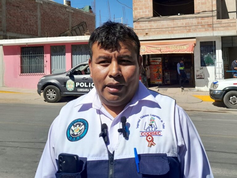 Continúa la instalación de alarmas comunitarias en el distrito de San Antonio