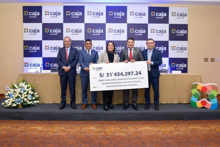 Caja Arequipa entrega más de 31 millones de soles en utilidades a la Municipalidad Provincial de Arequipa