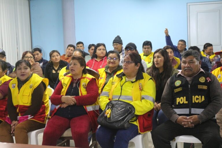 Capacitan a serenazgo y juntas vecinales de Matarani