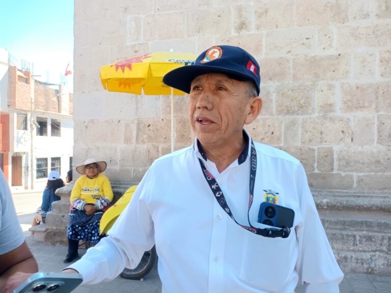 Municipio de Mariscal Nieto lleva ropa de abrigo a la parte alta de Moquegua