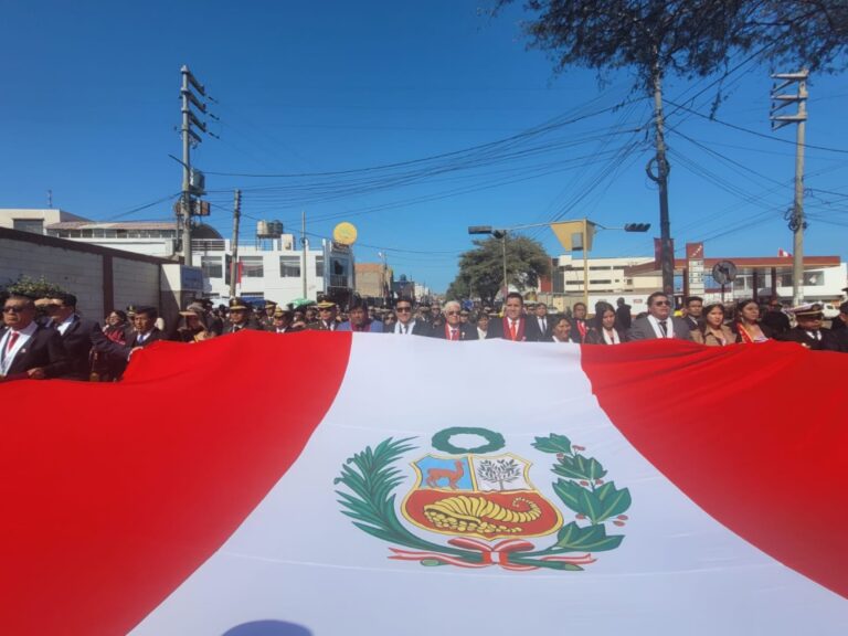 Desfile Cívico, Militar, Institucional por Fiestas Patrias en Ilo