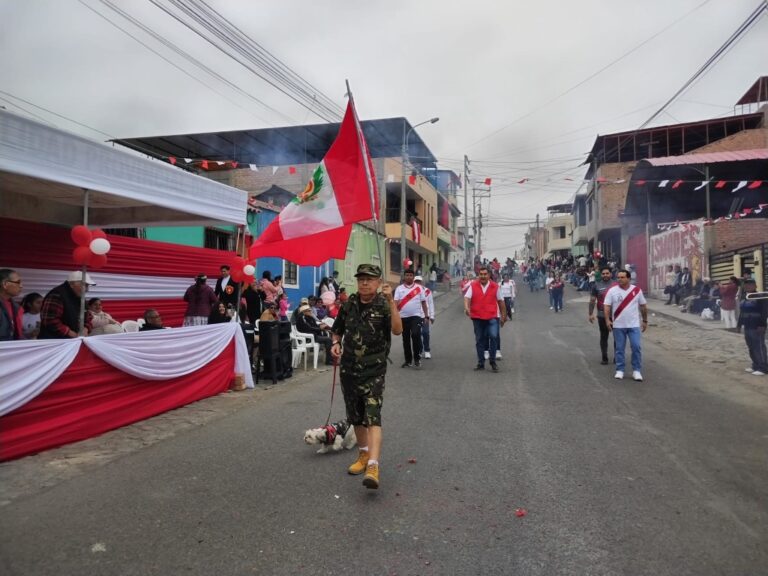 Pobladores de Mollendo celebraron Fiestas Patrias en barrio popular