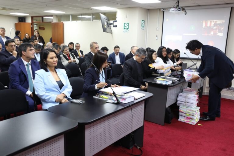 Keiko Fujimori: instalan juicio por caso cócteles tras rechazar pedido de nulidad