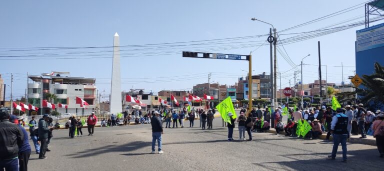 Primer día del paro de 48 horas en Mollendo fue pacífico