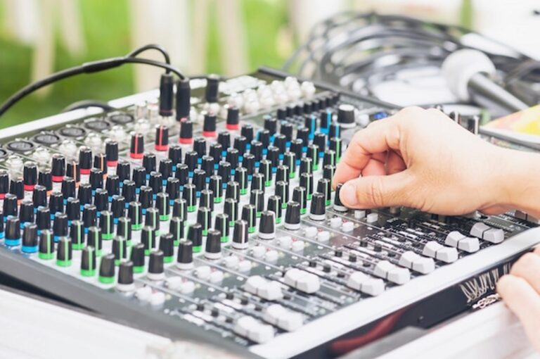 Primera radio FM en Mollendo