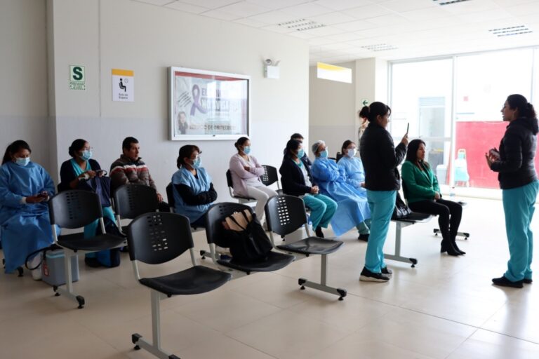 Red de Salud Islay realiza evaluación post brote de dengue en Cocachacra