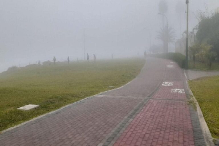 Senamhi advierte sobre intensos viento y polvo en la costa sur de Arequipa