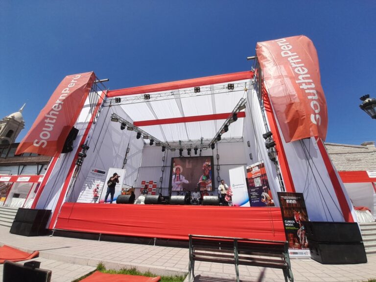 Hoy continua el III Festival del Folklore – Moquegua 2024