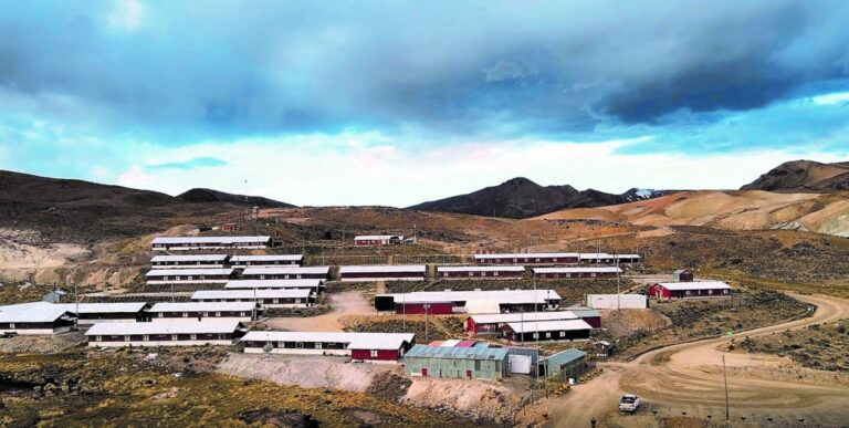 OEFA sancionó y multó a la empresa Aruntani con 15 933 UIT