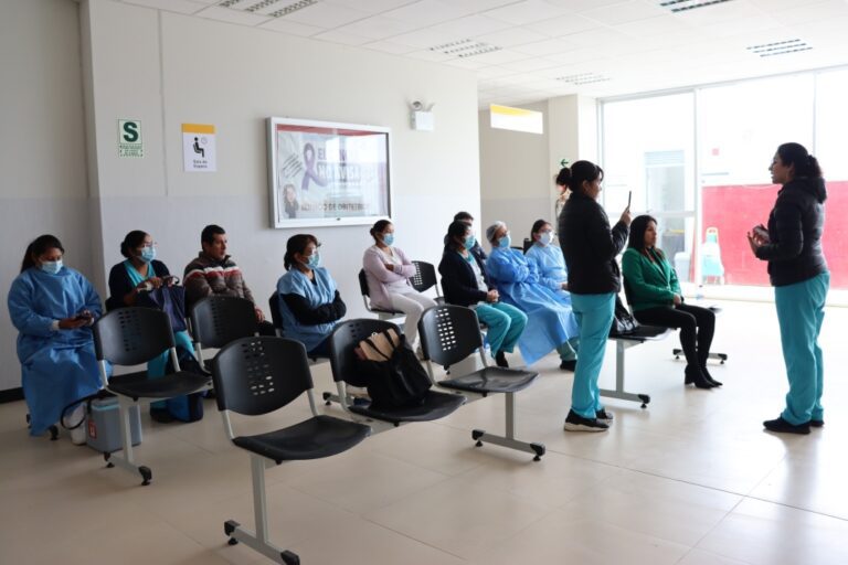 Capacitarán a personal de salud de Islay contra el dengue