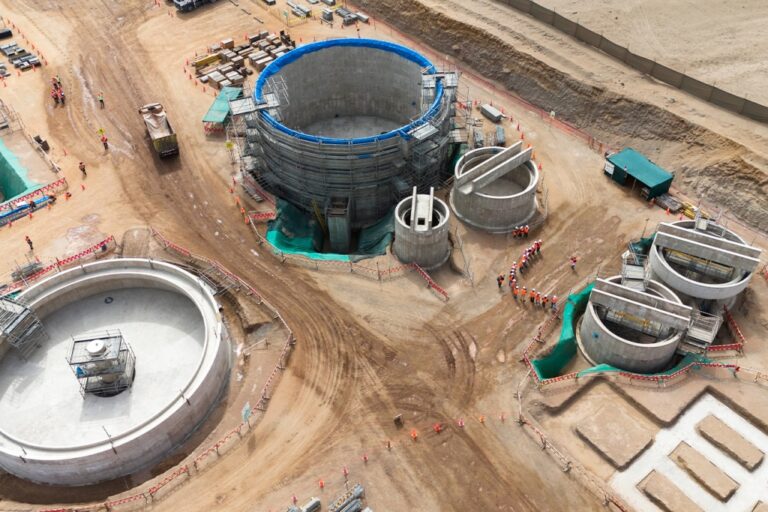 Estudiantes de la UNAM visitan la construcción de la nueva PTAR de Ilo
