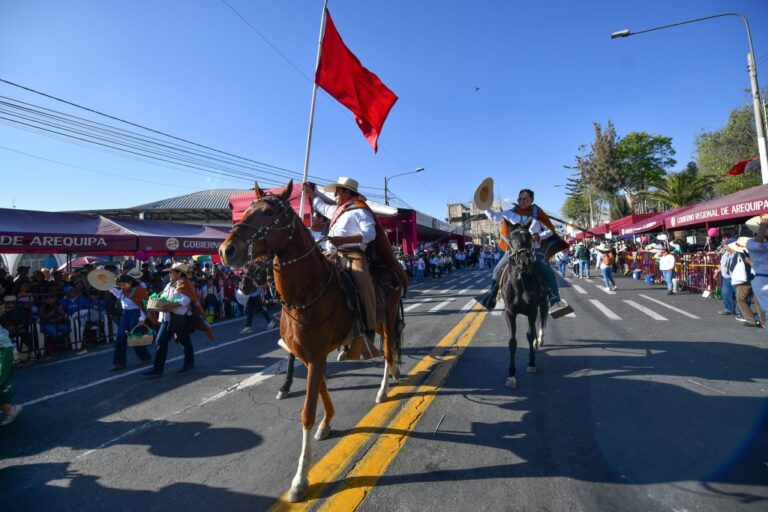 Celebrar el Día de Arequipa