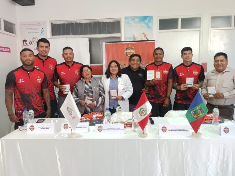 Liga Contra el Cáncer firma convenio con el equipo de la UCV Moquegua
