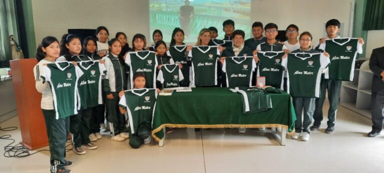 Reconocimiento a Leopoldo Ortiz Centty