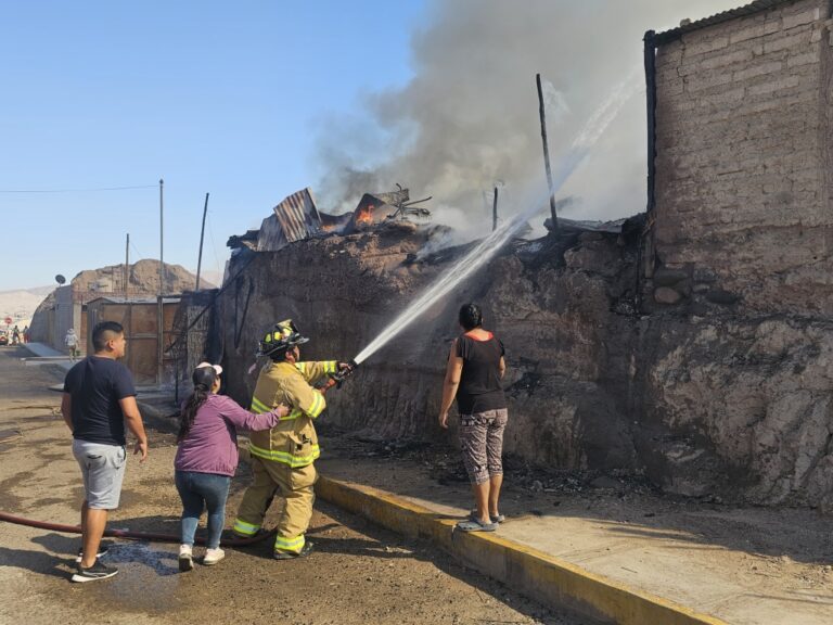 Alarma en Moquegua: Tercer incendio en pocas semanas, ahora en San Antonio