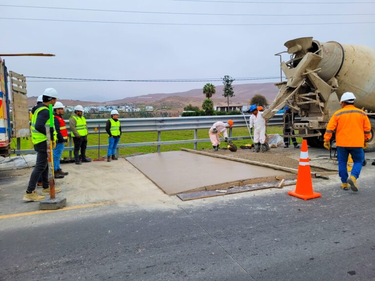 Costanera: instalan reductores de velocidad en la curva “El Chule” en Mejía