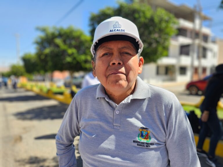 Alcalde John Larry cancela su viaje a El Salvador