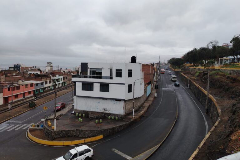 UGEL Ilo verifica daños en colegios tras lluvias
