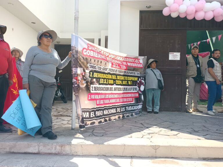 Trabajadores del GORE Moquegua exigen derogar restricciones a negociaciones