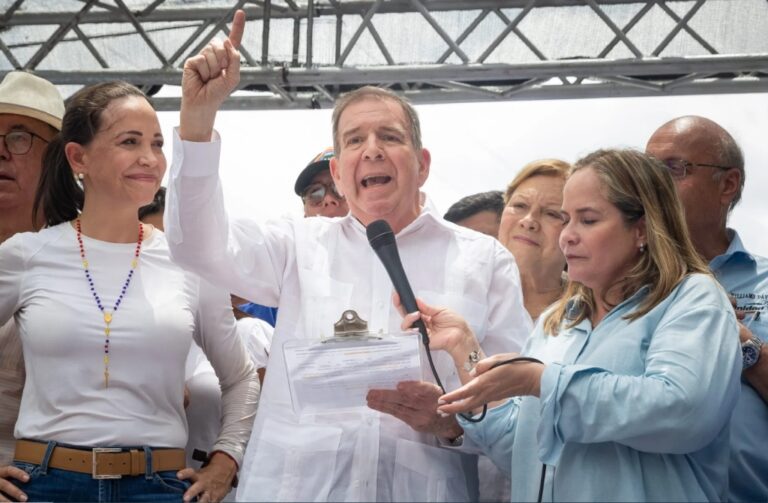 Corina Machado y Edmundo González piden a militares ponerse del lado del pueblo