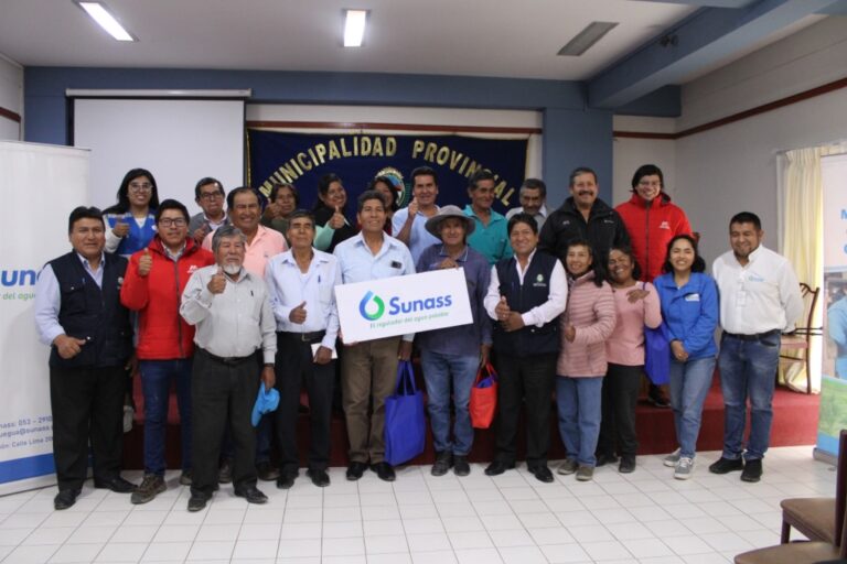 Sunass premia a JASS Alto de Lima por agua segura y lucha contra anemia