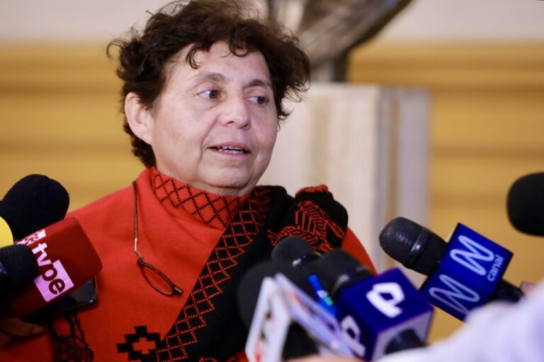 Susel Paredes denuncia a María Agüero por frases contra estudiantes arequipeños