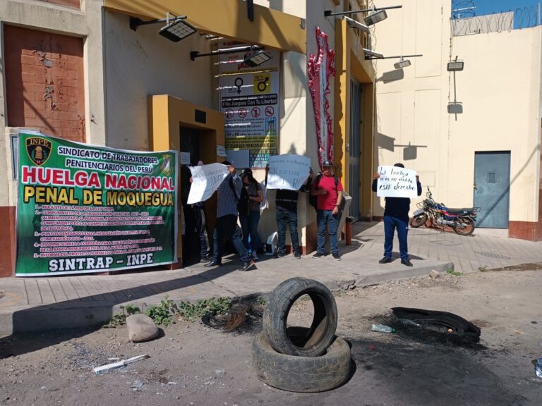 Trabajadores del INPE cumplieron su cuarto día de huelga indefinida 