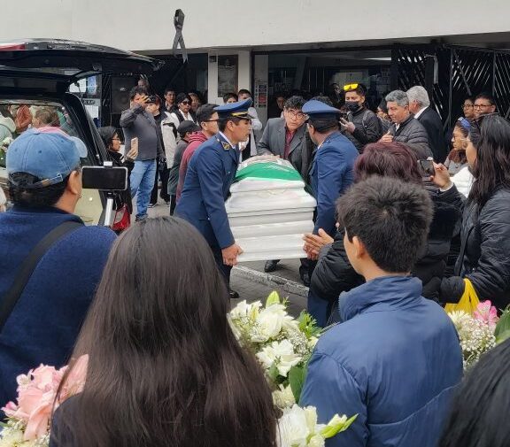 Municipio de Mollendo dio último adiós a reconocida trabajadora edil
