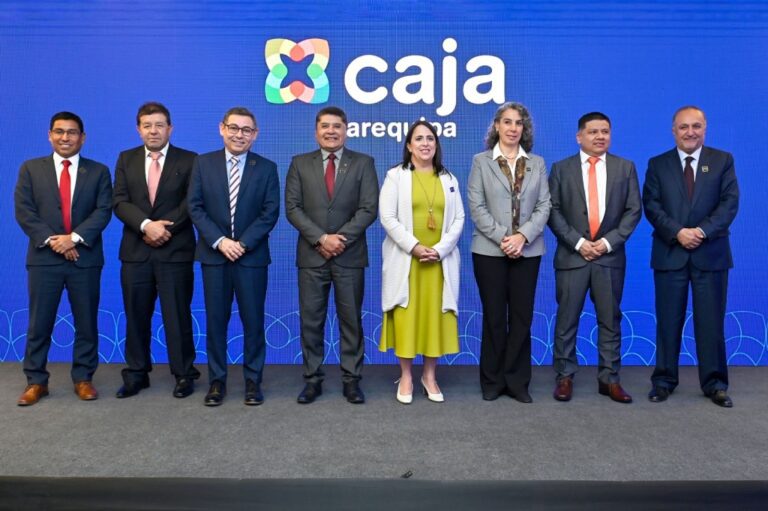 Caja Arequipa presenta resultados del primer semestre en favor de las MYPEs y la comunidad